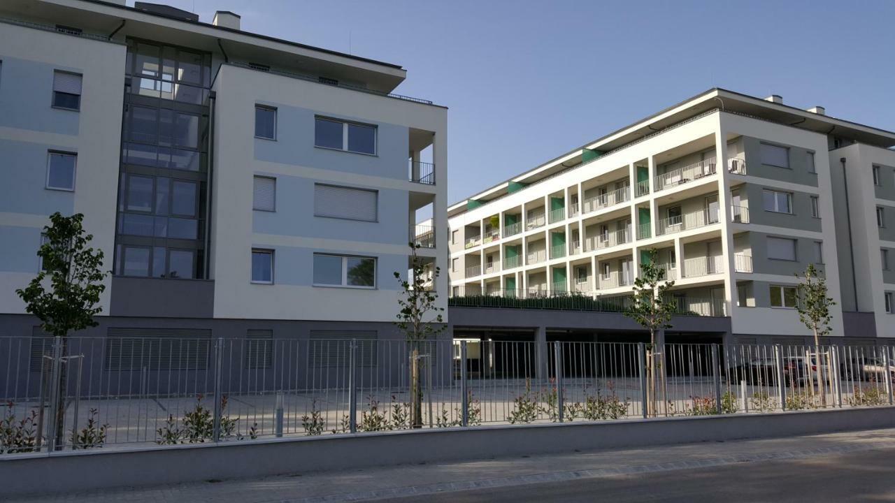 Lelle Resort Cb34 بالاتوليلّي المظهر الخارجي الصورة